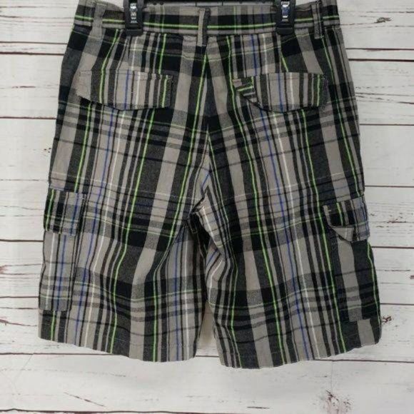 Revolution Men’s Black Gray Green 100% cotton‎ Plaid SZ 32 Shorts - Picture 4 of 6